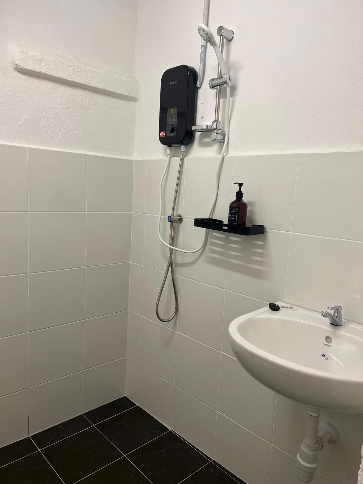 Hostel Aayu Seckchuan George Town Penang Zewnętrze zdjęcie